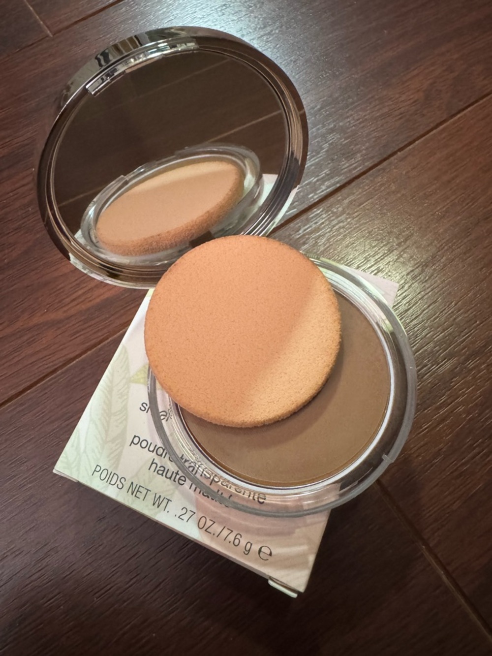 Clinique stay matte sheer pressed power